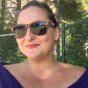 Meet your Posher, Crystal